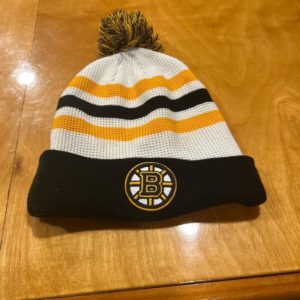 Bruins beanie NHL